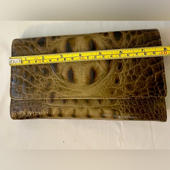 Brahmin Olive Crocodile Embossed Wallet Set - Picture 11 of 15